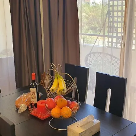 Stefaris 'sioukris Court' Lárnaka