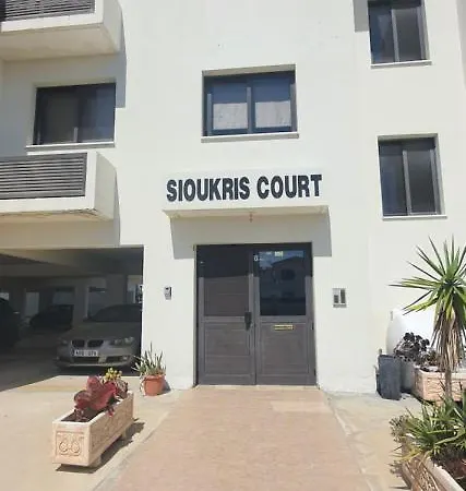 דירה Stefaris 'sioukris Court' *