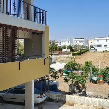 דירה Stefaris 'sioukris Court' *