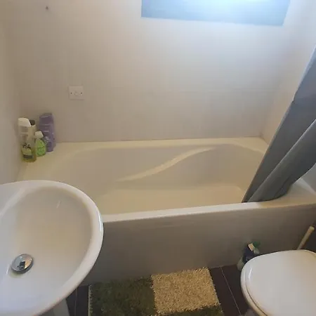 Stefaris 'sioukris Court'