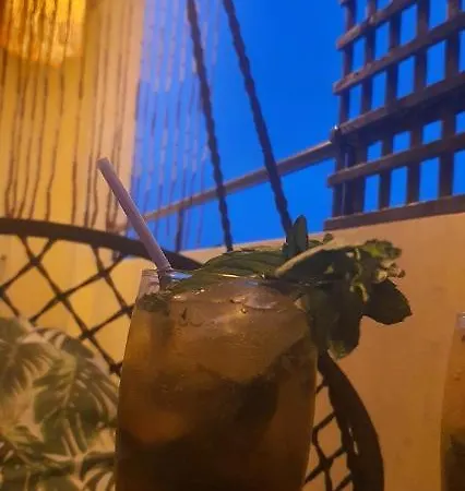 Stefaris 'sioukris Court' * Λάρνακα