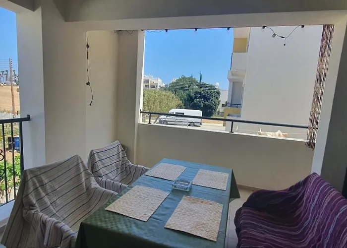 Stefaris 'sioukris Court' Larnaca