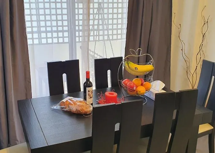 Stefaris 'sioukris Court' Appartamento Larnaca