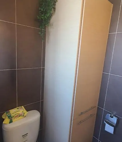 Stefaris 'sioukris Court' *