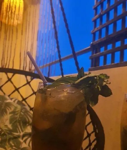 Stefaris 'sioukris Court' * Ларнака